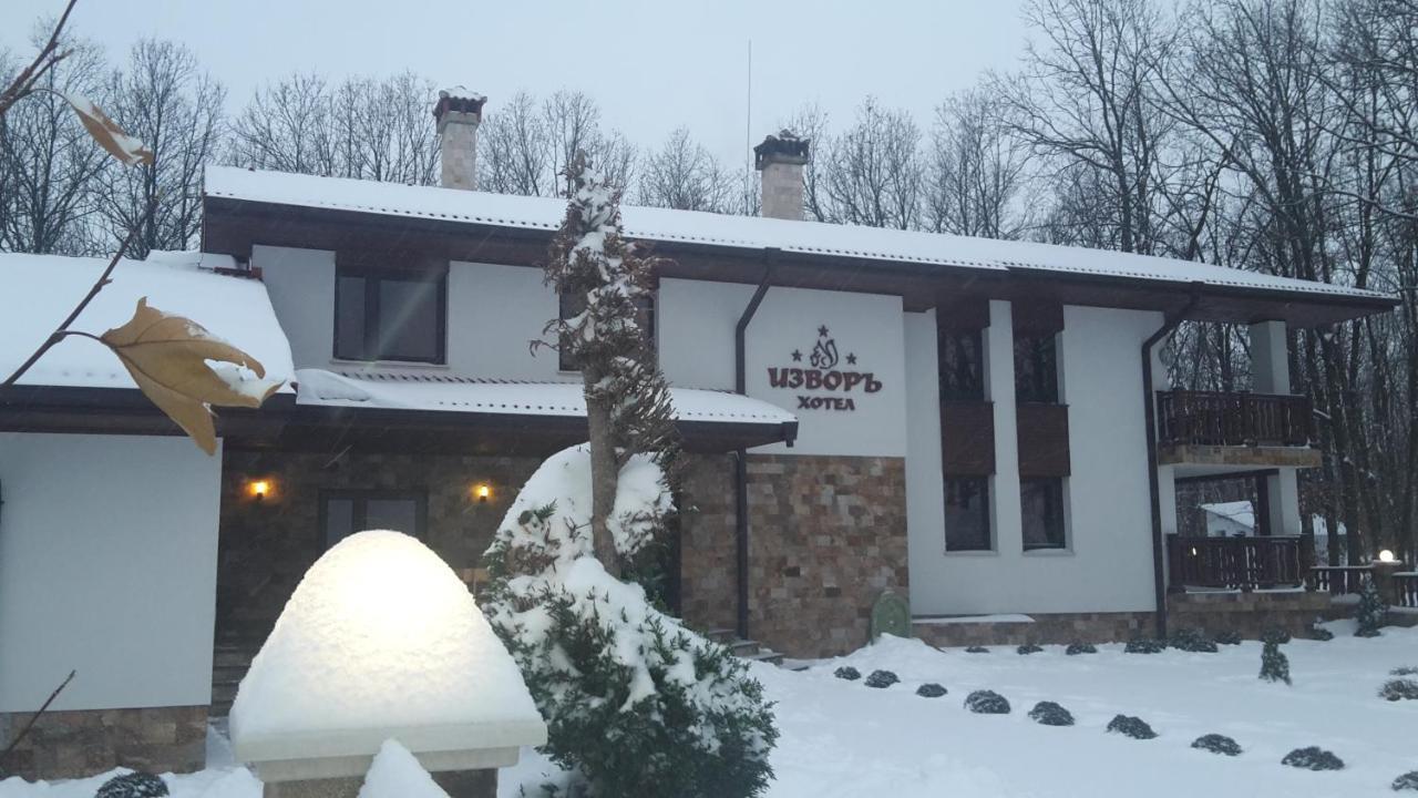 Izvor Hotel "Изворъ" Shipot Exterior photo